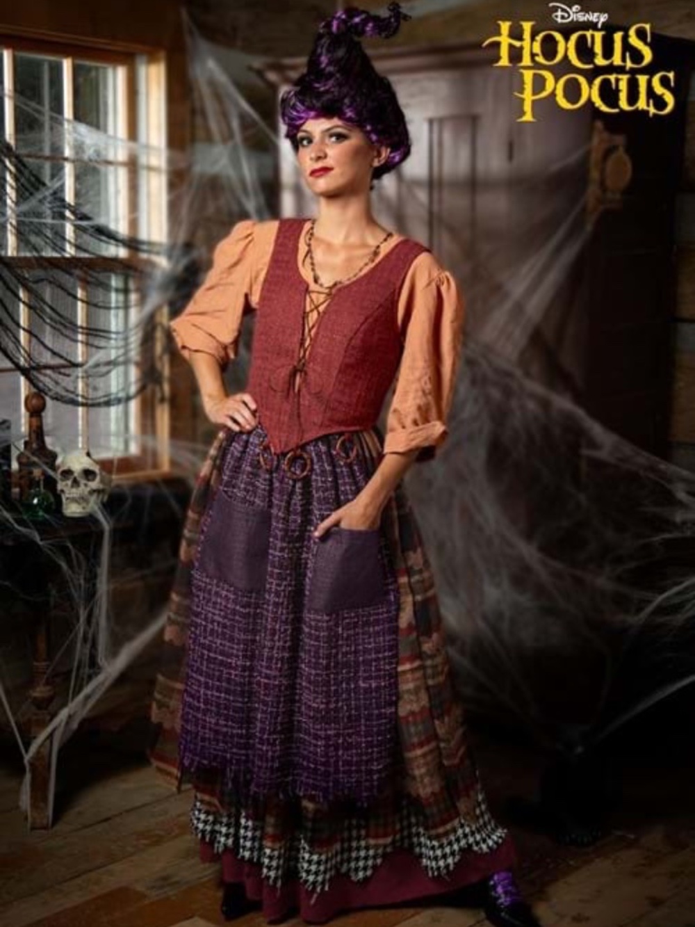 Mary Sanderson Halloween Costume